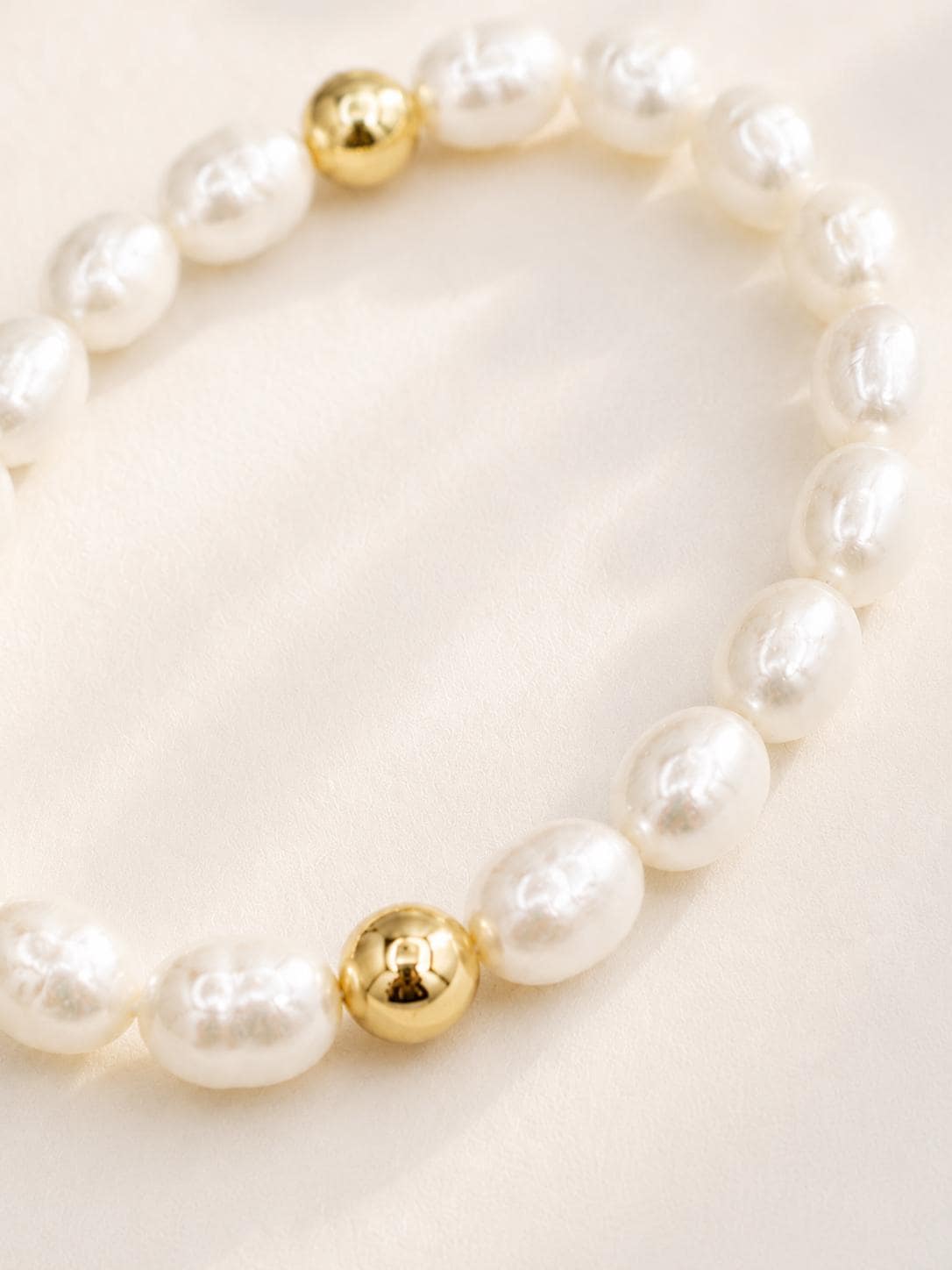 Gold Filled Pearl Bracelet Stackable Set Four Piece Collection Freshwater Baroque Pearl Design Elegant Bridesmaid Gift Wedding Party Jewelry Beaded Layering Bands Stretch Fit Comfort Beautiful Natural Pearl Accessory Premium Quality
